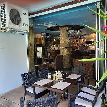 Central, 1 Bed Apt, 3* Yassen Apartment